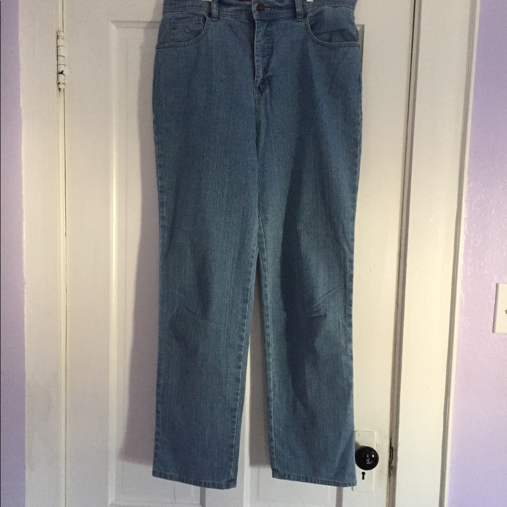 Jeans - Picture 2 of 3